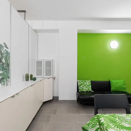 Apartment Staurenghi Flora - Affitti Brevi Italia