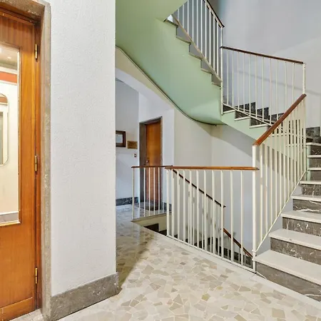 Apartment Staurenghi Flora - Affitti Brevi Italia *